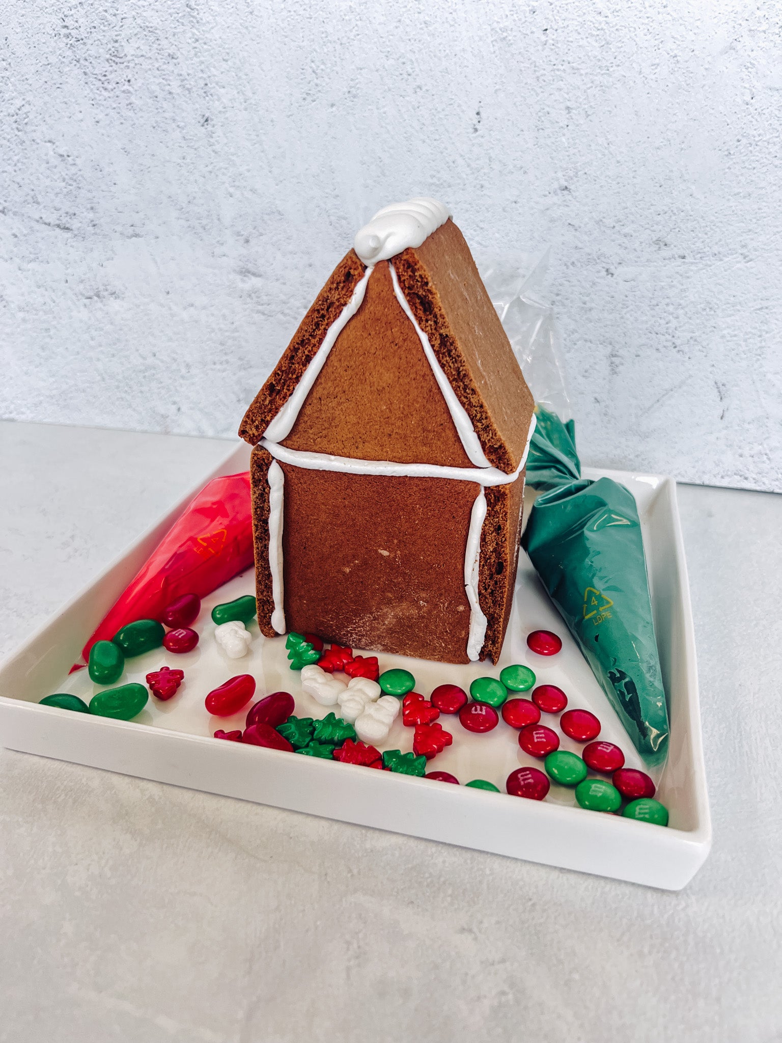 Gingerbread House Kit