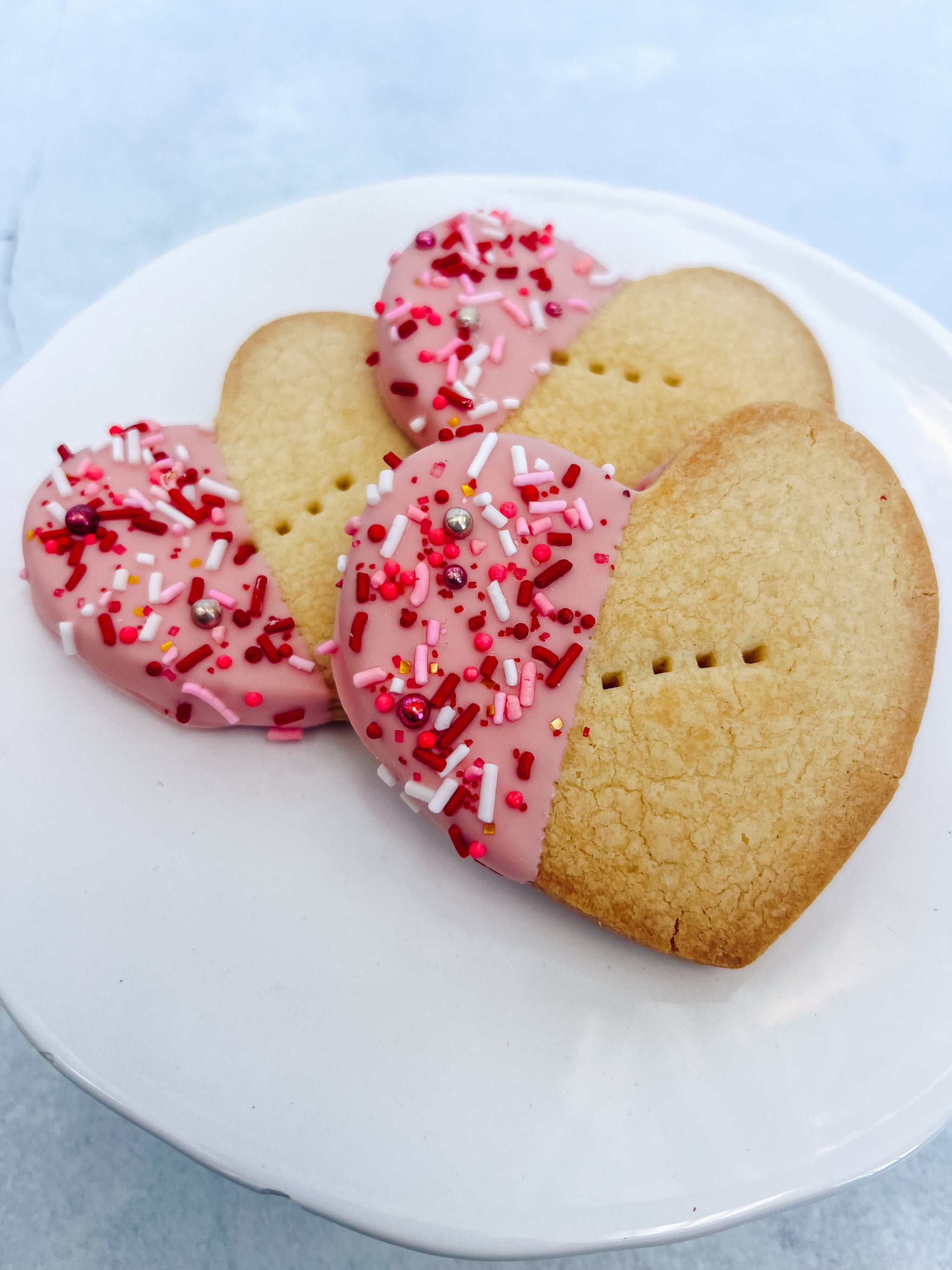 Heart Chocolate Dip Shortbread