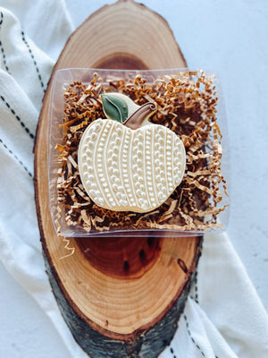 Knitted Apple Cookie