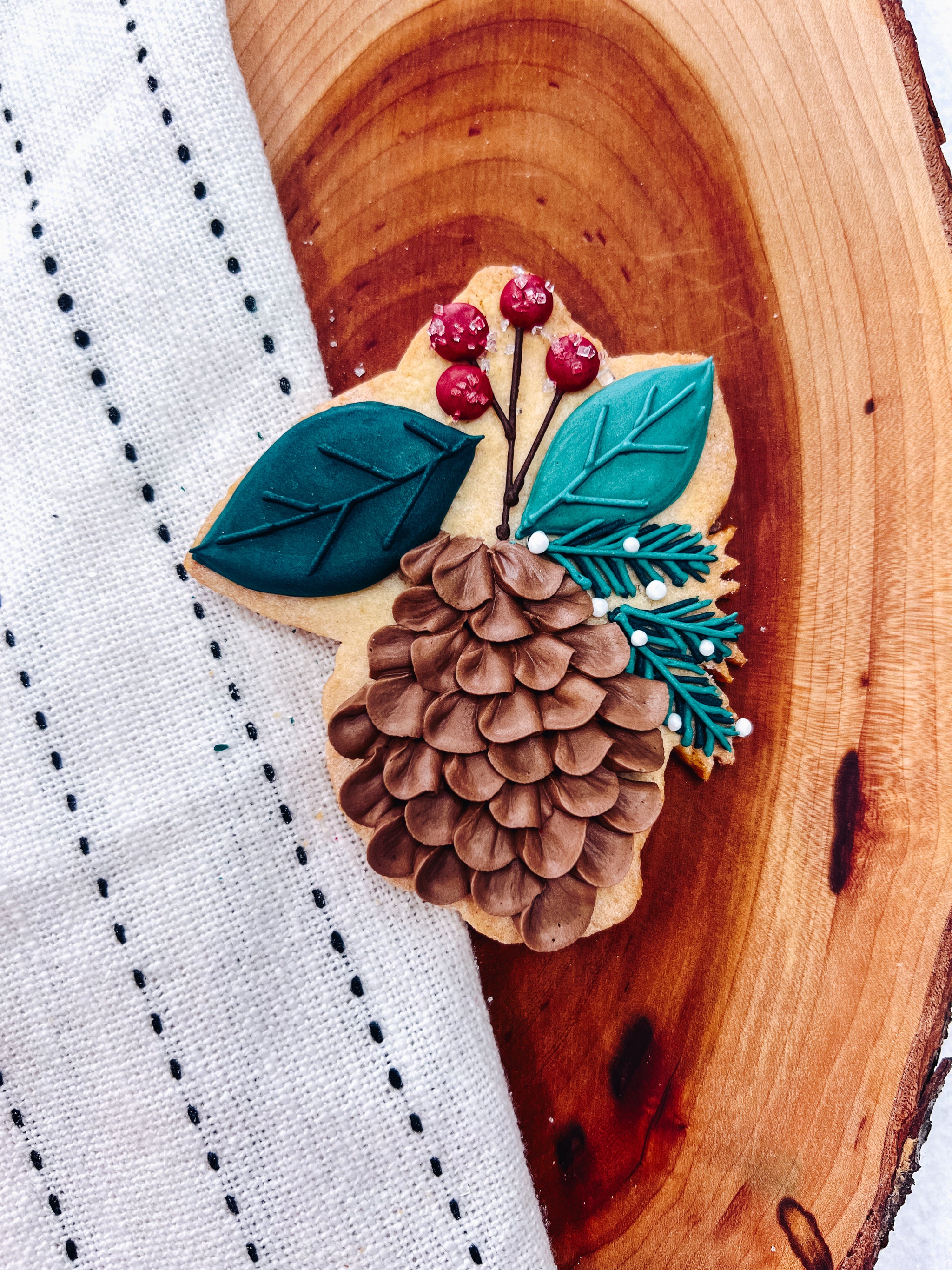 Pinecone Cookie