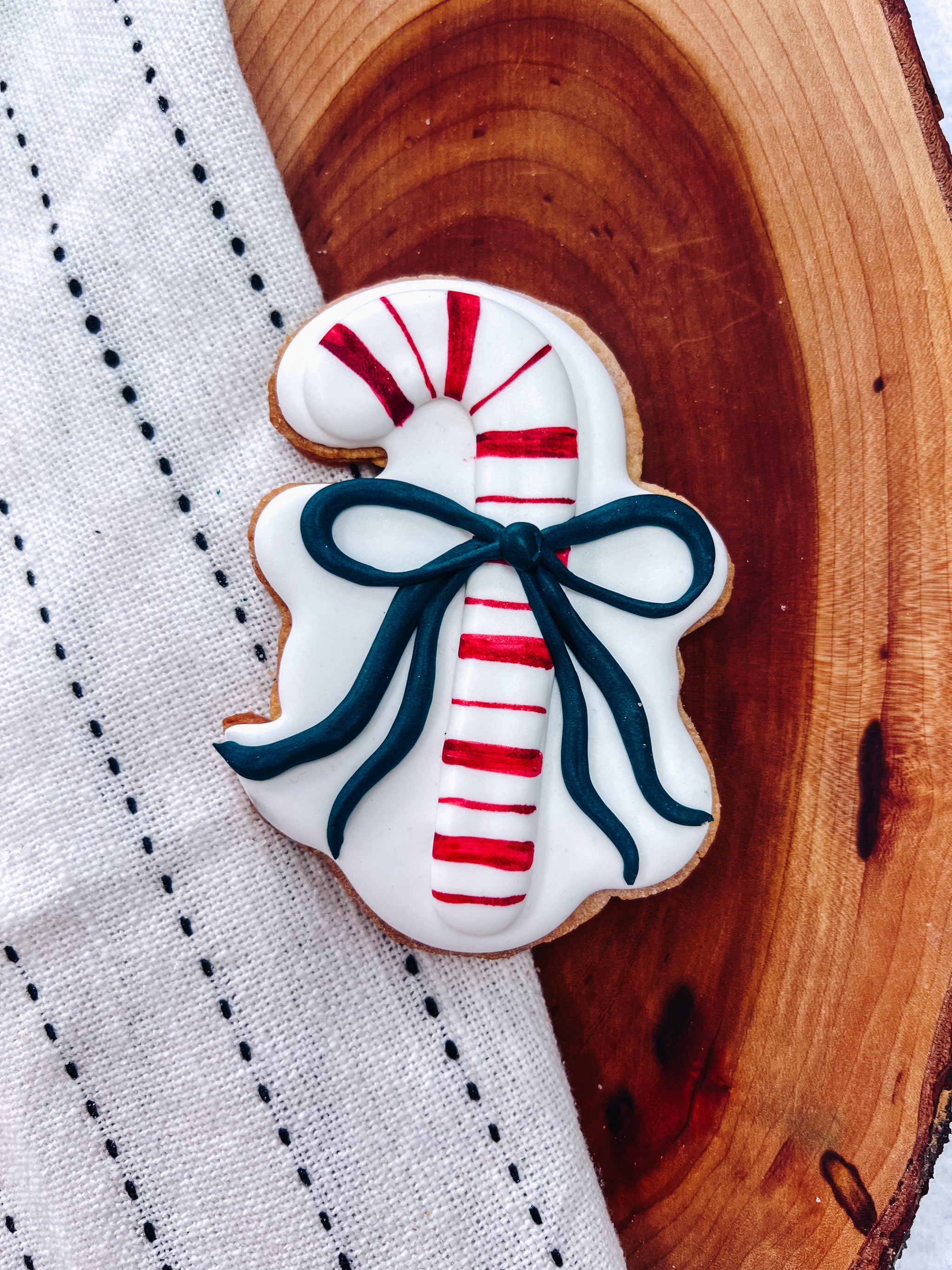 Dainty Bow Candy Cane Cookie