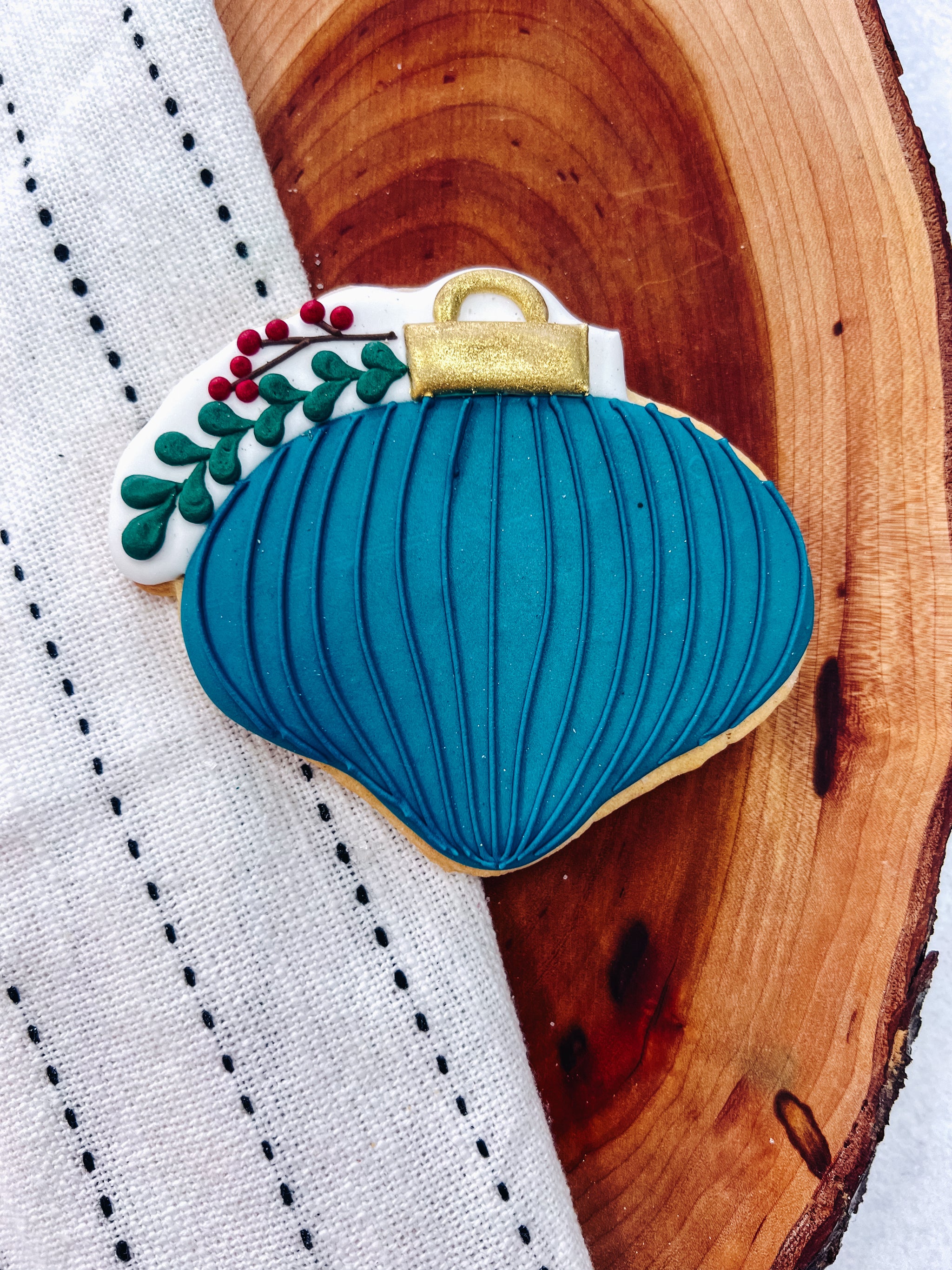 Blue Ornament Cookie